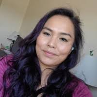 Tonia Barlow's Instagram, Twitter & Facebook