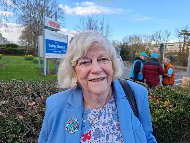 Ann Widdecombe ends up in hospital after fall while saving mouse from her pet  cat - The Mirror