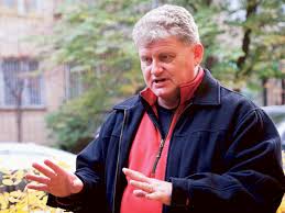 Hazzard (disambiguation) — hazzard may refer to:* hazzard records, a record label * the hazzards, a us band * hazzard, a german bandpeople* brad hazzard, an australian politician and. Edward Snowden S Father Arrives In Moscow To Meet Son Oceania Gulf News
