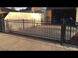 Fence Costs 10 Tips For Comparison For Fence Gate Assembly House Building Blog In 2020 Haus Bauen Schiebetor Zaune Aus Polen