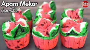 So,kalau nak sukatan metrik boleh tengok resipi asal pada link di atas. Resepi Apam Mekar Tembikai Gebu Dan Cantik Malay Kitchen