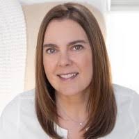 Courtney Strand's Instagram, Twitter & Facebook