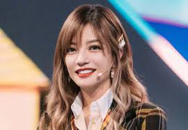 Cbiz bị đeo 'vòng kim cô' sau loạn Triệu Vy, Trịnh Sảng, Diệc Phàm... thời  kỳ hòa bình đến rồi!