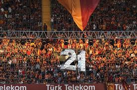 Apr 11, 2019 · geçtiğimiz sezonu 745 bin 714 passolig kart sayısı ile tamamlayan galatasaray, bu sezon aynı kart sahibi taraftar sayısında 881 bin 813'e ulaştı. Galatasaray Passolig De De Sampiyon