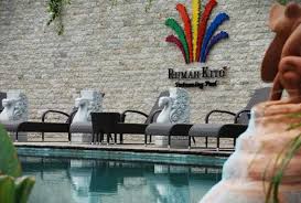 Offering a variety of facilities and services, the hotel provides all you need for a good night's sleep. Kok Bisa Dua Orang Anak Meninggal Dunia Saat Berenang Di Hotel Rumah Kito Suarabutesarko