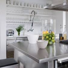 Ces Cuisines De Pro Vont Vous Faire Rever Commercial Style Kitchen Kitchen Inspirations Kitchen Design