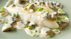 Recette De Turbot Etuve Sauce Creme Et Champignons Recette Recette De Turbot Recette Poisson Recettes De Cuisine