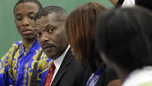 Controversy follows Metro schools chief finalist