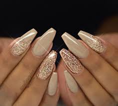 21 Best Glitter Nail Art Designs Silvester Nagel Goldene Nagel Und Nageldesign