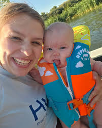 From almost becoming a physician or veterinarian, to choosing dentistry  just two months before the DAT, D4 Maggie Currie has embraced every twist  in her journey. 🦷✨ During her third year, she