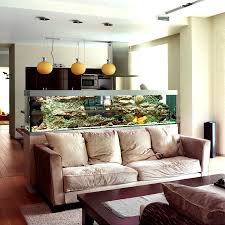 Ein Aquarium Kann Auch Gut Als Raumteiler Genutzt Werden Take A Look At Http Www Woonio De Wohnideen Ein Domashnij Akvarium Interer Proektirovanie Intererov