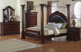 The opulent brown color flows beautifully over the decorative pilasters and ornate. Two Tone Finish 5pc Classic Bedroom Set W Canopy Bed