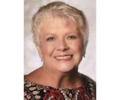 Laurie Beach's Instagram, Twitter & Facebook