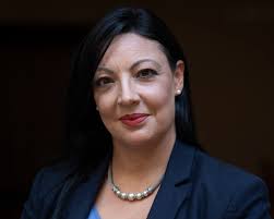 2021 — MONEY FEATURES