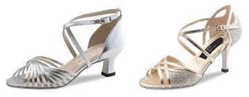 Das leben hat nicht nur rosige. Tanzschuhe Als Bequeme Elegante Brautschuhe Hochzeitsblog The Little Wedding Corner