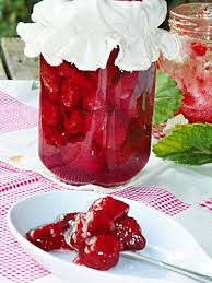 Intoarceti borcanul cu fundul in sus (sa stea pe capac) si lasati asa 10 min. Reteta DulceaÅ£Äƒ De CÄƒpsuni ReÅ£etÄƒ Cu Gelfix