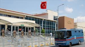 Gezi parkı eylemlerine finansal destek sağladığı iddiasıyla yaklaşık iki yıldır tutuklu bulunan iş insanı osman kavala, yeniden hakim karşısında. Gezi Parki Davasinda Osman Kavala Nin Tutukluluk Halinin Devamina Karar Verildi