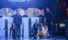 A gathering of escape room champions, only two of whom — zoey (taylor russell) and ben (logan miller) — appeared in. Escape Room 2 Release Date Cast Trailer And More