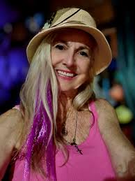 Introduction and photo sharing in gymnastics community