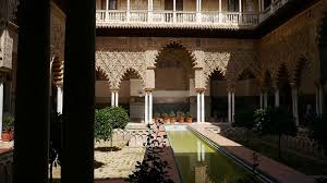 Alcune immagini di questo articolo sono sotto gentile concessione di shutterstock. Alcazar Siviglia Orari Prezzi E Come Arrivare Vivi Andalucia