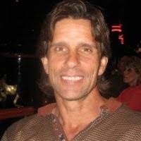 Kent Mayes's Instagram, Twitter & Facebook