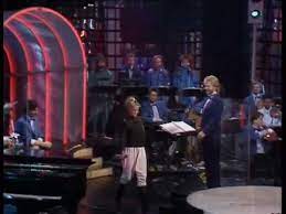 Li'som 1000 gange før, hvorfor sku' vi, så bli'r det sommer. Danse I Maneskin Trine Dyrholm Dansk Melodi Grand Prix 1987 Youtube
