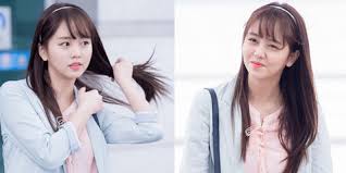 Foto yook sungjae bareng kim sohyun. Kim So Hyun Pamerkan Penampilan Cantik Di Lokasi Syuting Goblin Kapanlagi Com