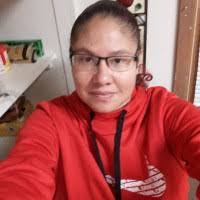 Lacey Houle's Instagram, Twitter & Facebook