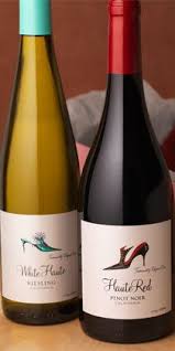 We Found The Perfect Wine For You And Your Favorite Pair Of Arco Avenue Shoes Vinhos Cerveja Embalagens
