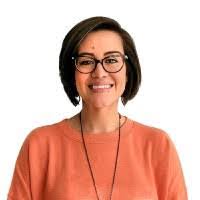 Lina Colon's Instagram, Twitter & Facebook