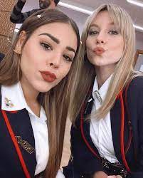 Makeup & hair inspo danna paola spotify awards astrid blog este video esta super cool ya que me inspire en el look de danna paola bb en los spotify. Hot Teas Danna Paola And Ester Exposito