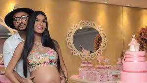 Vídeos, traduções e muito mais. Pocah Do Bbb 21 Terminou Casamento Com Mc Roba Cena Pai Da Sua Filha Apos Traicao Famosos Extra Online