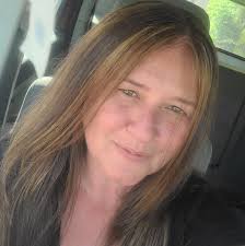 Who can create a mural for Broadway Lights Diner