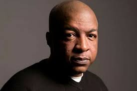 Robert's World: Living Legend Ralph McDaniels' Talks Video Music Box (Video)