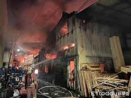 「福井ｎｉｅ新聞」 福井新聞web写真館 福井のグルメ・イベント情報は「ｆｕ」 vesta（ベスタ）福井駅前の石窯ピザ&ココット料理 北陸新. å¿«è¨Š æ¨¹æž—æš—å¤œç«è­¦å®¶ä¿±å·¥å»  å…¨é¢ç‡ƒç‡' 300åªå» æˆ¿ä»˜ä¹‹ä¸€ç‚¬ Ettodayç¤¾æœƒæ–°èž Ettodayæ–°èžé›²
