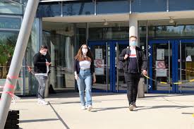 Unser katalog mit den semesterhighlights sommersemester 2020 ist aber schon mal da. Sommersemester 2021 Startet Digital Studium Und Lehre An Der Uni Ulm Weiter Unter Corona Bedingungen