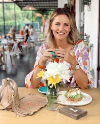 Coffee Healthy Australian Cafe In Singapore Carrotsticks And Cravings In 2020 Healthy Brunch Healthy Coffee Healthy Superfoods