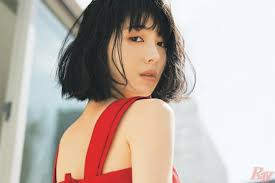 Minami hamabe (浜辺 美波,hamabe minami, born august 29, 2000 intokyo) is a japanese actress. Minami Hamabe The Past With Manager And A Fight Also Talk About Resolution In Action Press Models