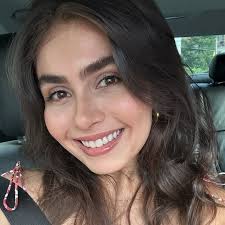 Julia Navarrete (@julia.navarreteb) • Instagram photos and videos