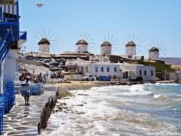 Το mycocoon hostel mykonos είναι ένα ξενοδοχείο κοντά στο αξιοθέατο δημαρχείο μυκόνου που είναι δημοφιλές στους. Mikrh Benetia Mykonos