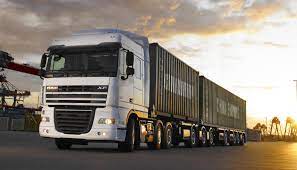 Black And White Freight Truck Truck Daf Xf105 A Container Ship Cranes 4k Wallpaper Hdwallpaper Desktop Trasporti Auto