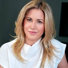 Larhonda Hardy's Instagram, Twitter & Facebook