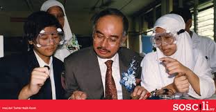 On studocu you find all the study guides, past exams and lecture notes you need to pass your exams with better grades. Tertubuhnya Matrikulasi Kpm Cetusan Idea Najib Razak Pada Tahun 1998 Soscili