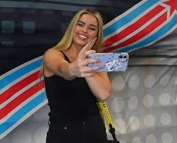 She is a fitness freak as well. How Did Addison Rae Get Tiktok Famous Addison Rae 27 Facts About The Tiktok Star Popbuzz