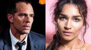 É só eu ou DeVoe e Marlize eram muito atraentes? : r/FlashTV