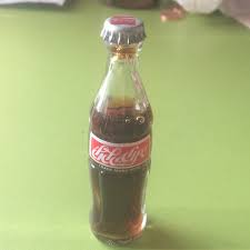 Wer eine coke flasche mit geschlossenen augen aus einem eiskübel zog. Coca Cola Flasche Wert Raritat