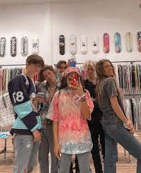 Anthony Avani Amelie Chase Ondreaz Nick In 2020 Boy And Girl Best Friends Boy And Girl Friendship Friend Photoshoot