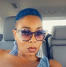 Adrienne Colvin's Instagram, Twitter & Facebook