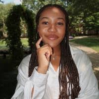 500+ "Leah Thompson" profiles