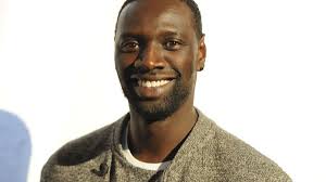 Der schauspieler omar sy (39, ziemlich beste freunde) und der musiker dj snake (let me love you) sammeln in einer aktion spenden für die geflüchteten rohingya in südbangladesch. Omar Sy Ganz Privat Ehefrau Kinder Karriere Das Treibt Der Ziemlich Beste Freunde Schauspieler Aktuell News De